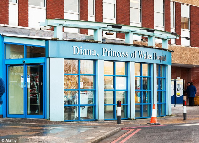 26ECB81300000578-3007753-Part_of_Diana_Princess_of_Wales_Hospital_in_Grimsby_was_forced_t-m-12_1427121245294