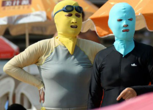 china_facekini2_custom-ac7e78d855d0a8d9d98abe1d88176d1a99534e02-s51-400x263