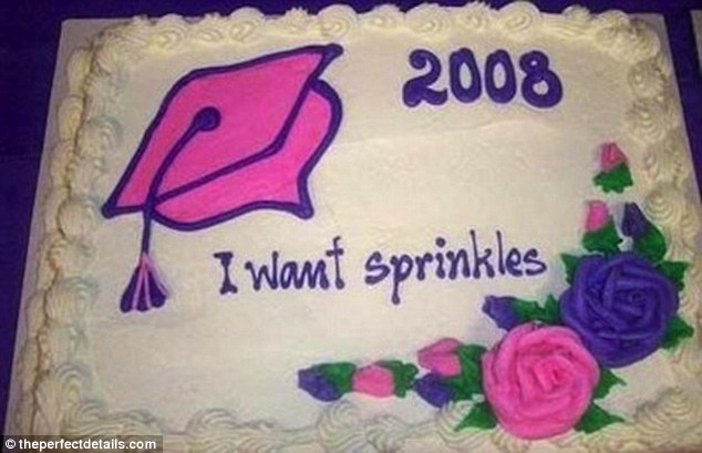 2B7C426000000578-3203229-In_other_unfortunate_icing_scenarios_directions_for_decorations_-a-28_1439977136468