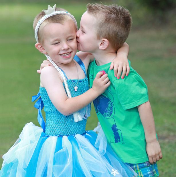 PAY-Four-year-old-twins-Logan-Symonds-and-Alfie