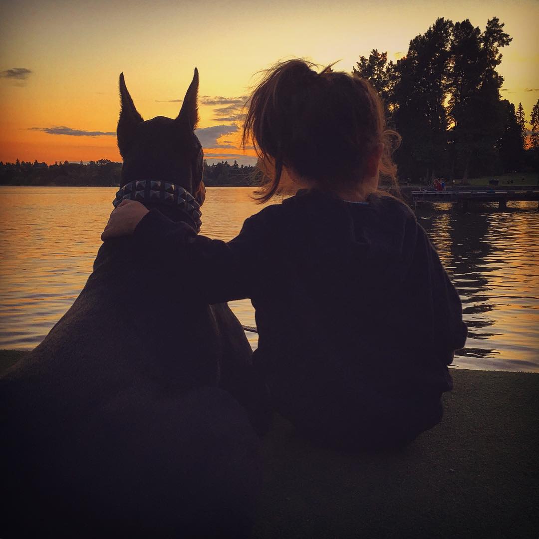 cutie-and-the-beast-dog-girl-seana-doberman-27