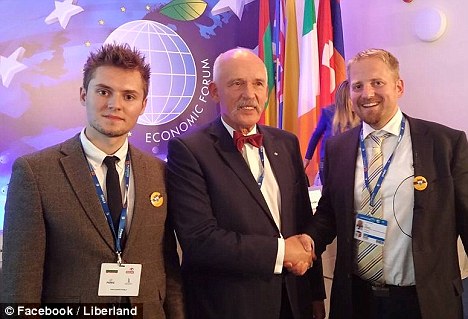 2CA1FDC200000578-3244360-Jedlicka_right_with_Polish_MEP_Korwin_Mikke_centre_and_Kacper_Za-a-1_1442918289559