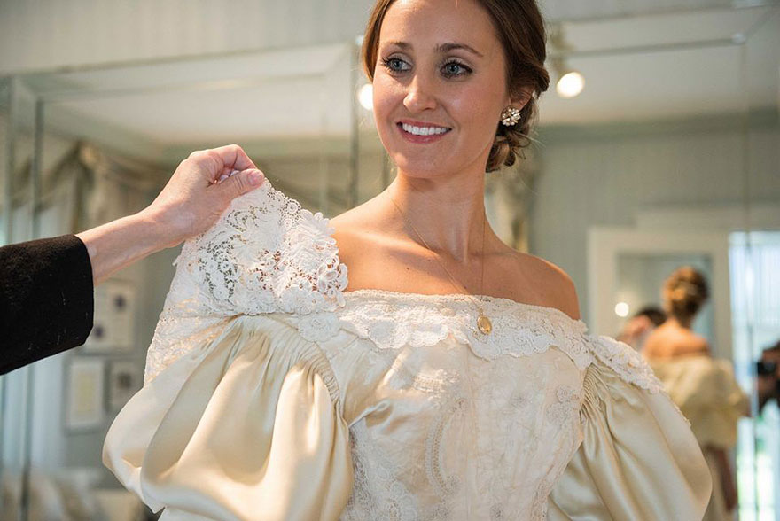 heirloom-wedding-dress-11th-bride-120-years-old-abigail-kingston-3
