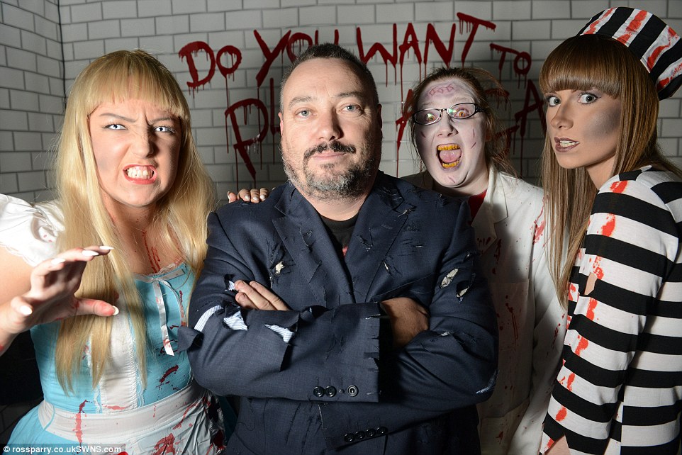 2DE7A12900000578-3295062-The_Walton_from_Preston_Lancashire_splashed_out_on_realistic_cos-a-1_1446147661158