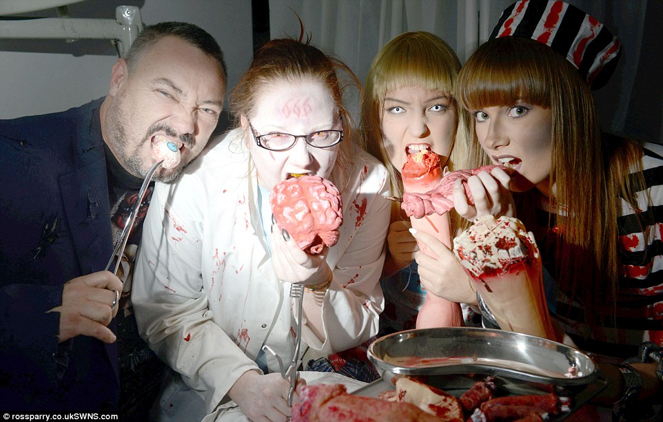 2DE8566500000578-3295062-In_order_to_accommodate_the_theme_park_style_attractions_the_fam-a-2_1446147661161