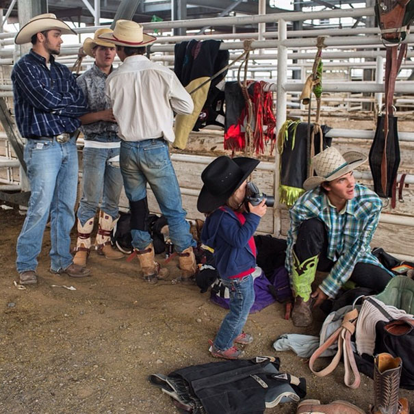 4-year-old-photographer-hawkeye-aaron-huey-the-american-west-5