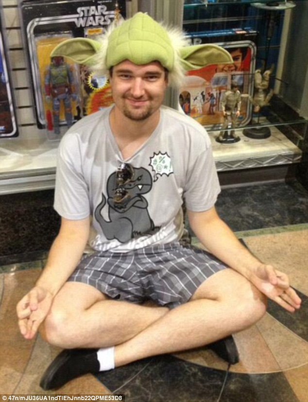 2E0FE23B00000578-3311958-Daniel_has_previously_told_of_how_he_got_into_costume_in_order_t-a-3_1447162899400