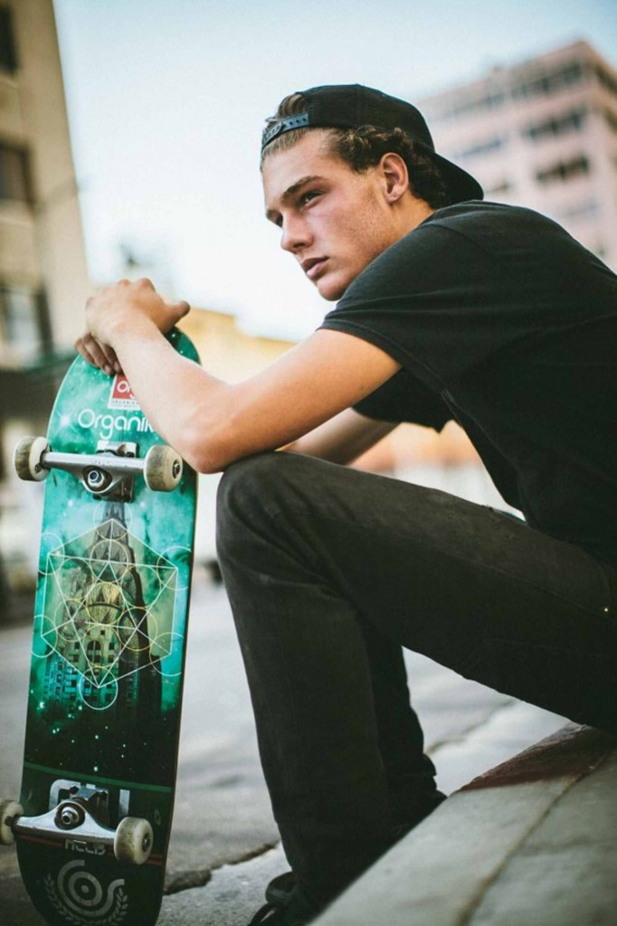 john-economou-homeless-model-skater-gigi-hadid-kendall-jenner-main