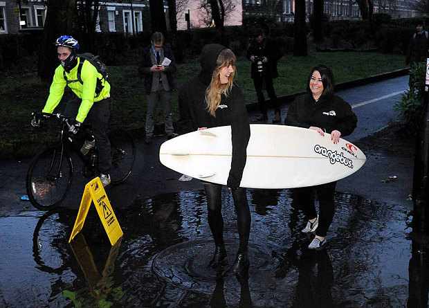 Puddle_surfboard_3542827b