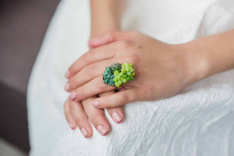 living-plant-succulent-jewelry-susan-mcleary-passionflower-10
