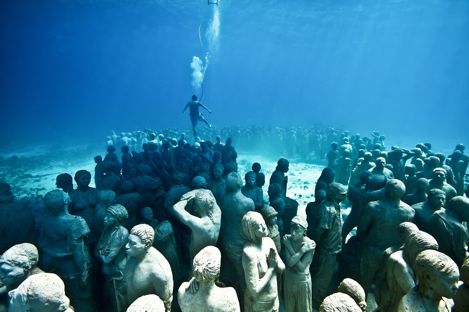 silent_evolution_001_jason-decaires-taylor_sculpture