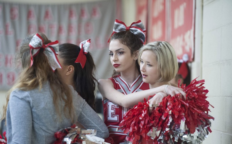 14_CATERS_TRANSGENDER_CHEERLEADER_PHOEBE_CESINARO_15-800x498