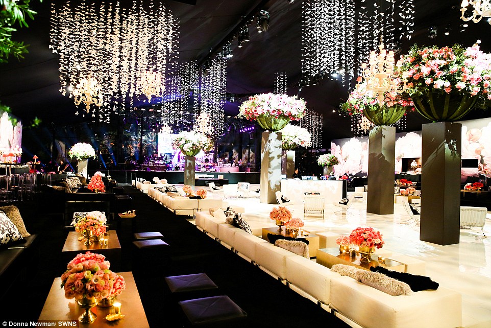 3207593300000578-3483958-Opulent_decorations_at_the_party_included_flowers_and_butterflie-a-18_1457538440791