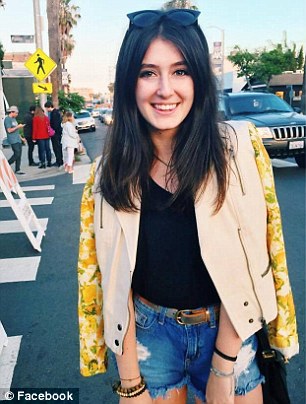 320AFB2300000578-3485775-Accidental_Kacie_stumbled_across_the_Donor_Sibling_Registry_and_-m-36_1457630169707