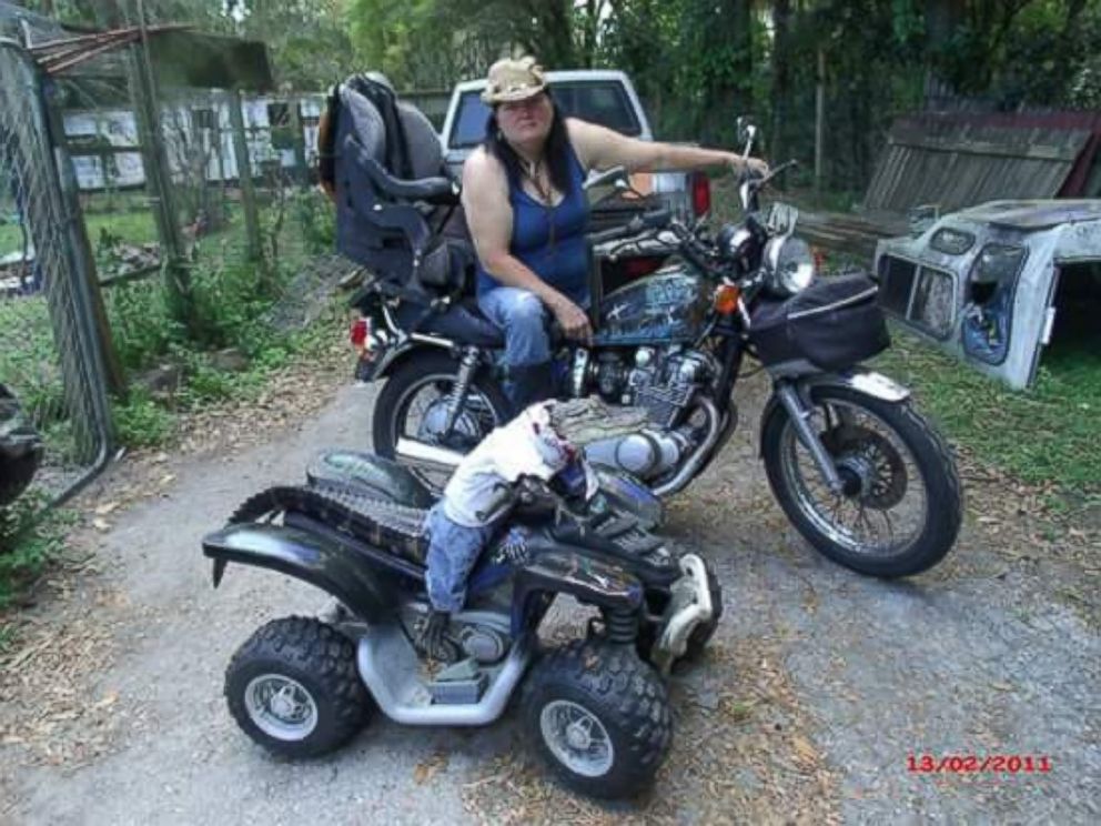 HT_pet_alligator_04_mm_160317_4x3_992
