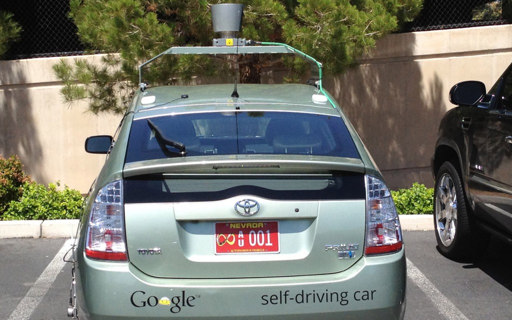 Toyota-Prius-autonomous-google-livery