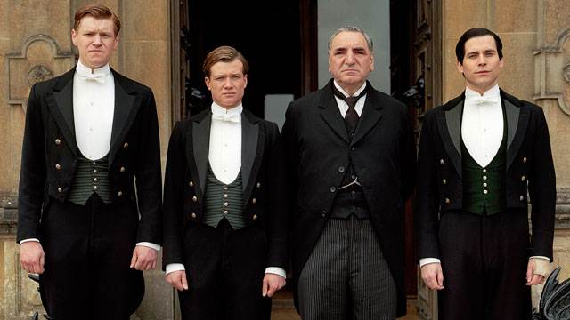 downton-abbey-series-4-carson-employees