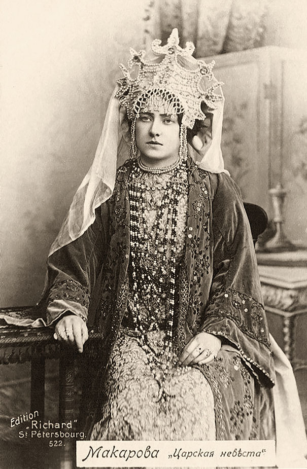 vintage-women-beauty-1900-1910-102__605