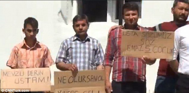 single-men-protest2