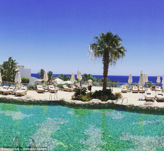 349162FC00000578-3606731-Chilled_The_same_hotel_in_Greece_costs_132_From_this_resort_thou-m-83_1464104817357
