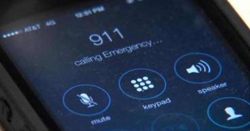 911100