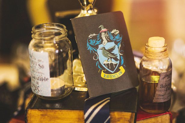 PAY-Cassie-and-Lewis-Byrom-have-Harry-Potter-themed-wedding (3)