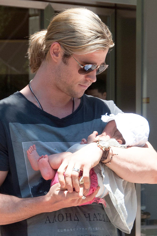 Elsa Pataky & Chris Hemsworth Take Baby India Out In Madrid