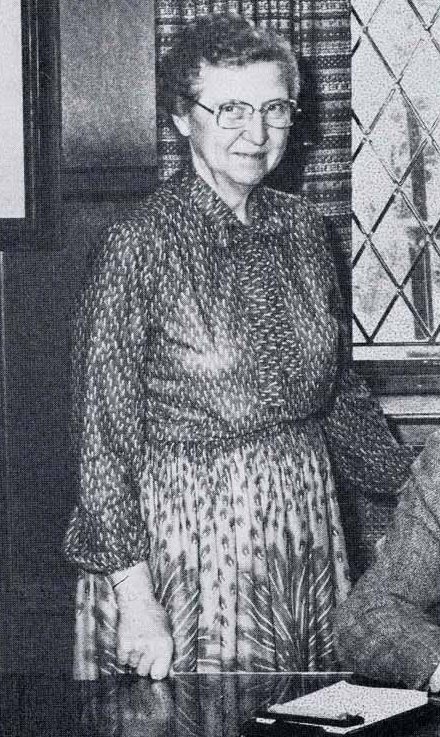 1b6ed1a0-7079-11e6-9dc8-272c23c9fd15_ht_99_yr_old_secretary_1983_em_160901