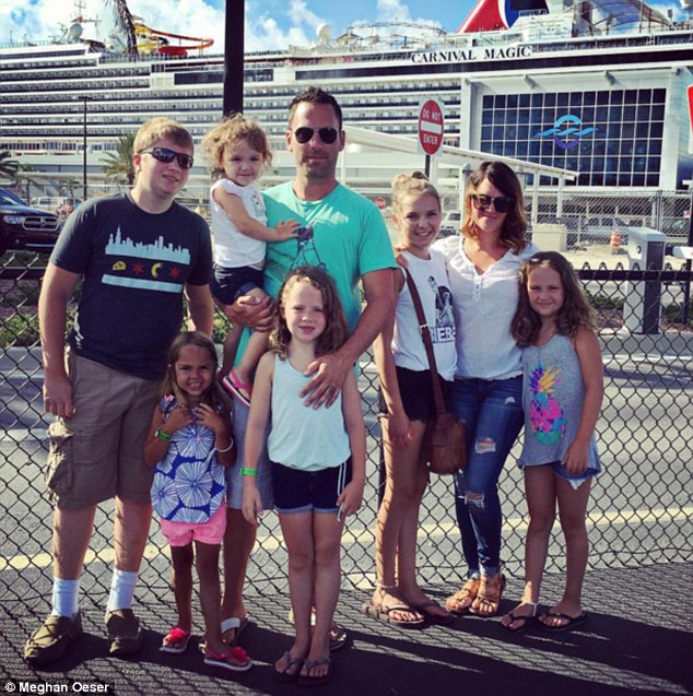 37A4D34100000578-3762029-image-m-5_1472420710949