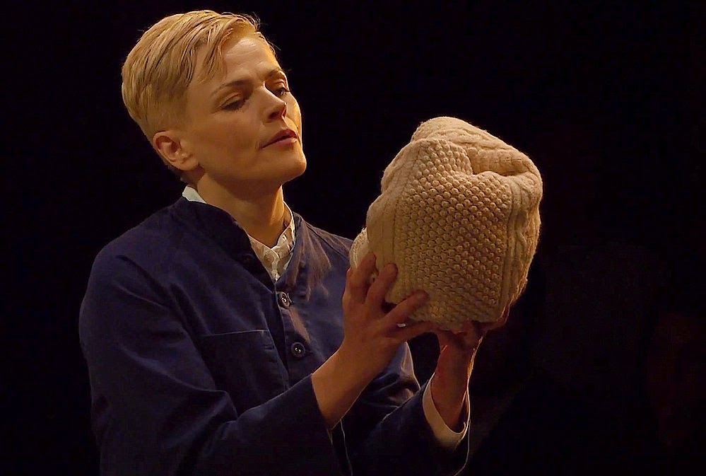 Maxine-Peake