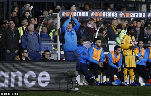 3D774EC300000578-4245100-Shaw_applauds_the_crowd_at_Gander_Green_Lane_as_the_fans_chant_h-a-43_1487686288318