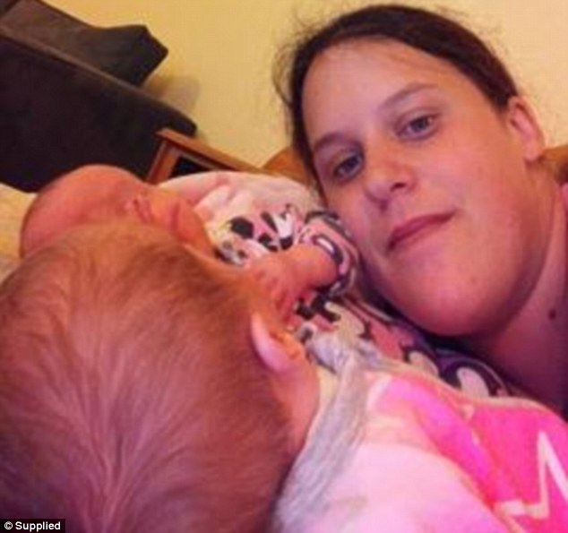 3DA48BF800000578-4258868-Their_mother_Laura_Wallis_says_a_house_guest_passed_on_the_virus-a-3_1488019221039
