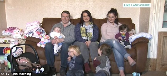 3179B0C600000578-3460016-A_nice_round_number_The_Radford_family_from_Morecambe_in_Lancash-a-6_1456236380447