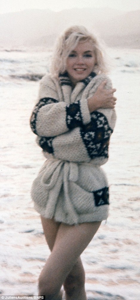 3E7BC66100000578-4334784-Pictured_on_Santa_Monica_beach_in_July_1962-a-10_1490100038503