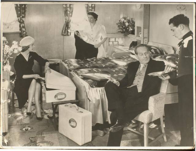 historical_photos_that_offer_a_glimpse_at_all_the_glamor_that_a_cruise_ship_traveling_was_back_then_640_09