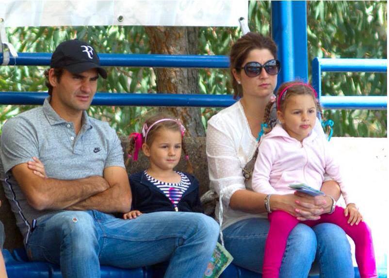 Mirka+Federer+facebook2