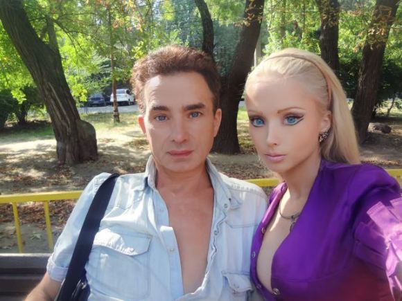 real-life-barbie-family-and-friends13