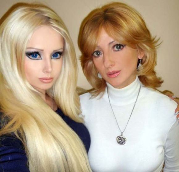 real-life-barbie-family-and-friends5