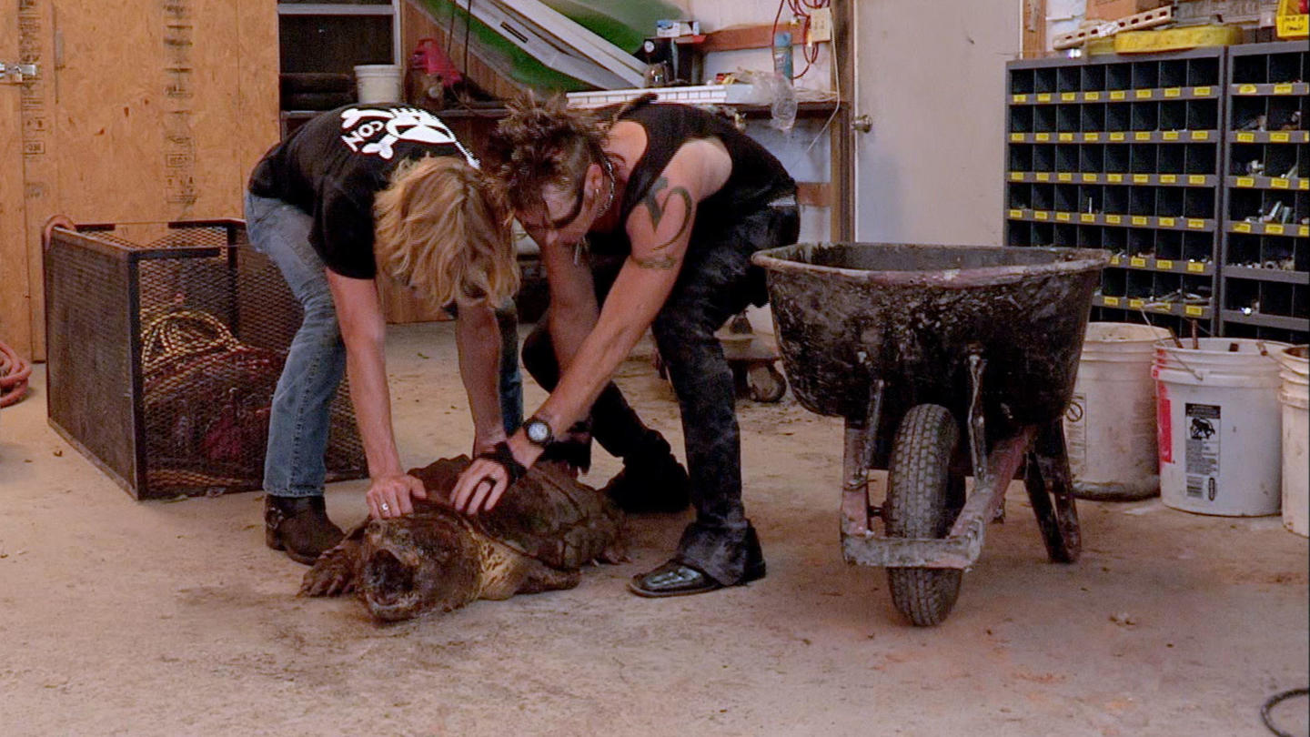 AandE_CPT_Billy-The-Exterminator_80_Claws-And-Jaws_LF_HD