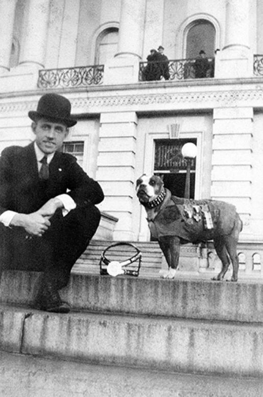 140507_HIST_Stubby-09_CapitolSteps.jpg.CROP.original-original