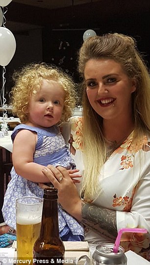 4176B3E100000578-4610298-image-a-54_1497604854403