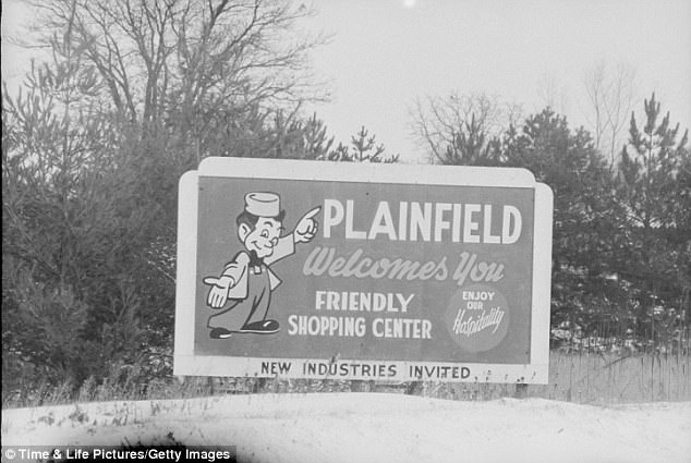 43B854A600000578-4838132-The_Gein_family_moved_to_the_small_town_of_Plainfield_when_Gein_-a-7_1504136489005
