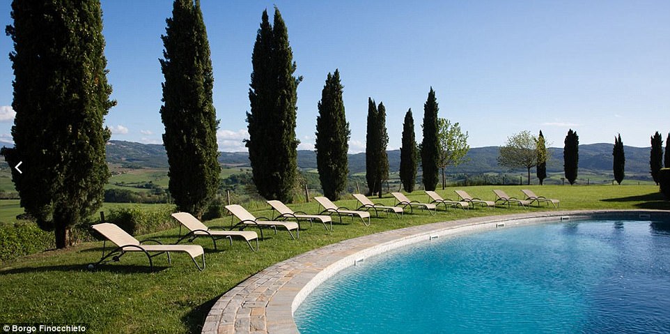4051C4AE00000578-4525708-Relaxation_The_house_also_offers_a_swimming_pool_with_gorgeous_v-a-73_1495311222688