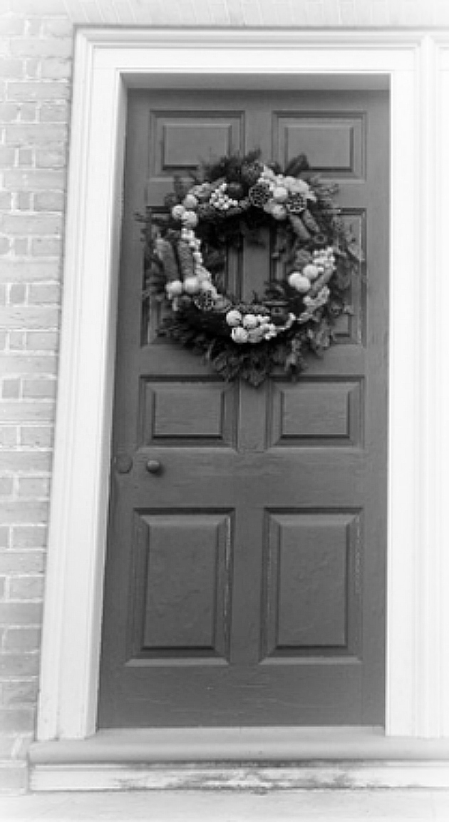 doors-812985_640