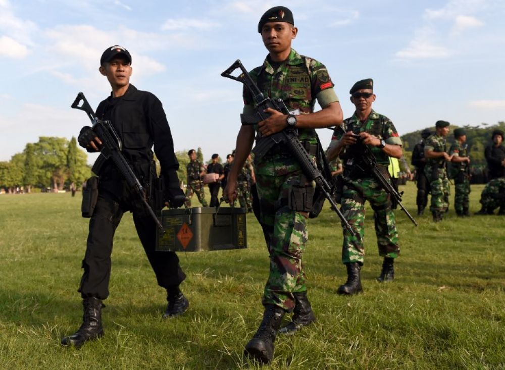 indonesian_soldiers_bali_prepare_for_obama_holiday_afp__full