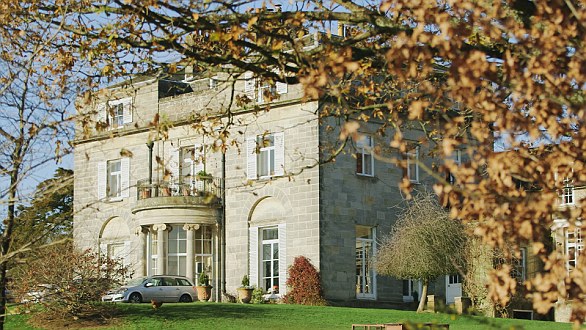 EMBARGOED PICTURE: FOR PUBLICATION FROM TUESDAY 13TH FEBRUARY 2018 From ITN Productions BOARDING SCHOOLS: THE SECRET SHAME EXPOSURE Monday 19th February 2018 on ITV Pictured: The exterior of Ashdown House. An estimated one million people in Britain today went to boarding school. But increasingly the true extent of sexual abuse in these elite institutions is coming to light. ITVÄôs Exposure investigates the private schools that appeared willing to disregard childrenÄôs safety, with some failing to take action against predatory paedophiles, who groomed and assaulted young boarders over and over again, sometimes getting away with it for decades. Did protecting a school's reputation mean their pupils were put at risk? This documentary follows Alex Renton, a journalist who himself was sexually abused as an eight year old by his teacher at one of the countryÄôs top boarding schools. ¬©ITN For further information please contact Peter Gray 0207 157 3046 peter.gray@itv.com This photograph is ¬© ITN and can only be reproduced for editorial purposes directly in connection with the programme BOARDING SCHOOLS: THE SECRET SHAME EXPOSURE or ITV. Once made available by the ITV Picture Desk, this photograph can be reproduced once only up until the Transmission date and no reproduction fee will be charged. Any subsequent usage may incur a fee. This photograph must not be syndicated to any other publication or website, or permanently archived, without the express written permission of ITV Picture Desk. Full Terms and conditions are available on the website www.itvpictures.com