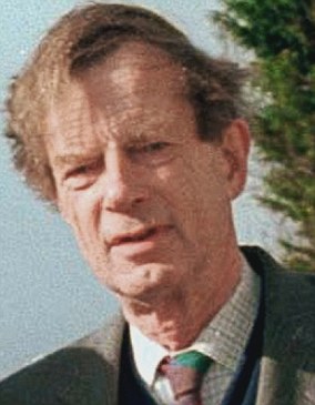EMBARGOED PICTURE: FOR PUBLICATION FROM TUESDAY 13TH FEBRUARY 2018 From ITN Productions BOARDING SCHOOLS: THE SECRET SHAME EXPOSURE Monday 19th February 2018 on ITV Pictured: Robin Lindsay, the former owner and headmaster of Sherborne Preparatory School whose abuse of children spanned three decades. An estimated one million people in Britain today went to boarding school. But increasingly the true extent of sexual abuse in these elite institutions is coming to light. ITVÄôs Exposure investigates the private schools that appeared willing to disregard childrenÄôs safety, with some failing to take action against predatory paedophiles, who groomed and assaulted young boarders over and over again, sometimes getting away with it for decades. Did protecting a school's reputation mean their pupils were put at risk? This documentary follows Alex Renton, a journalist who himself was sexually abused as an eight year old by his teacher at one of the countryÄôs top boarding schools. ¬©ITN For further information please contact Peter Gray 0207 157 3046 peter.gray@itv.com This photograph is ¬© ITN and can only be reproduced for editorial purposes directly in connection with the programme BOARDING SCHOOLS: THE SECRET SHAME EXPOSURE or ITV. Once made available by the ITV Picture Desk, this photograph can be reproduced once only up until the Transmission date and no reproduction fee will be charged. Any subsequent usage may incur a fee. This photograph must not be syndicated to any other publication or website, or permanently archived, without the express written permission of ITV Picture Desk. Full Terms and conditions are available on the website www.itvpictures.com