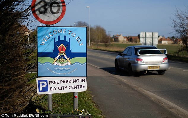 4992A04900000578-5432661-Sergeant_Phil_Priestley_claimed_beggars_operating_in_Ely_are_mak-a-79_1519566479177
