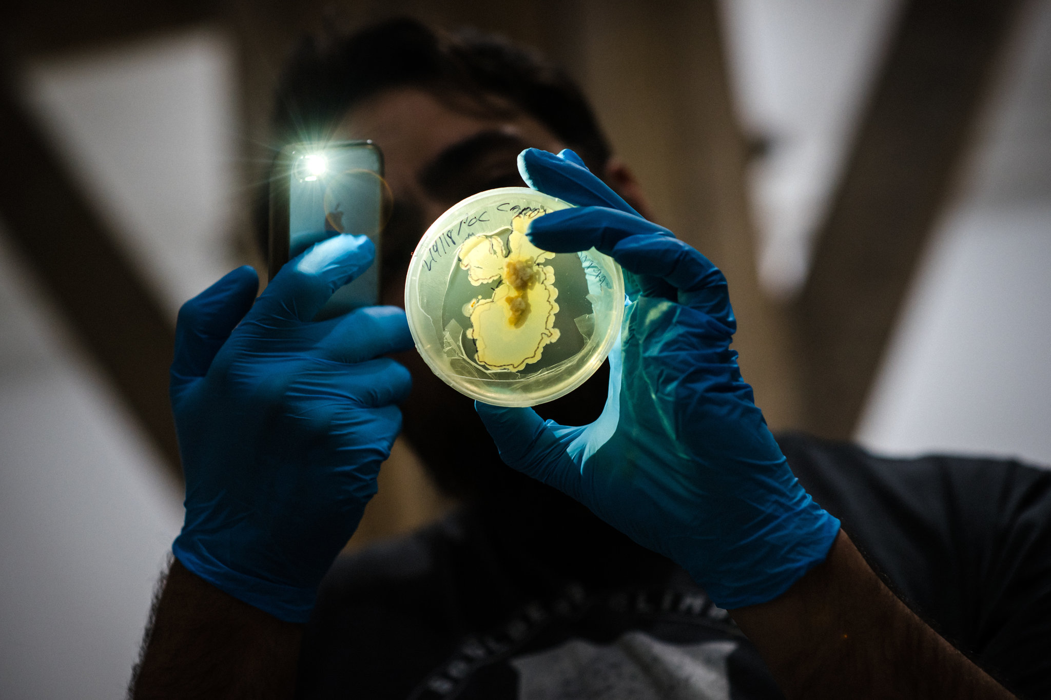 15SCI-BIOHACKERS-superJumbo