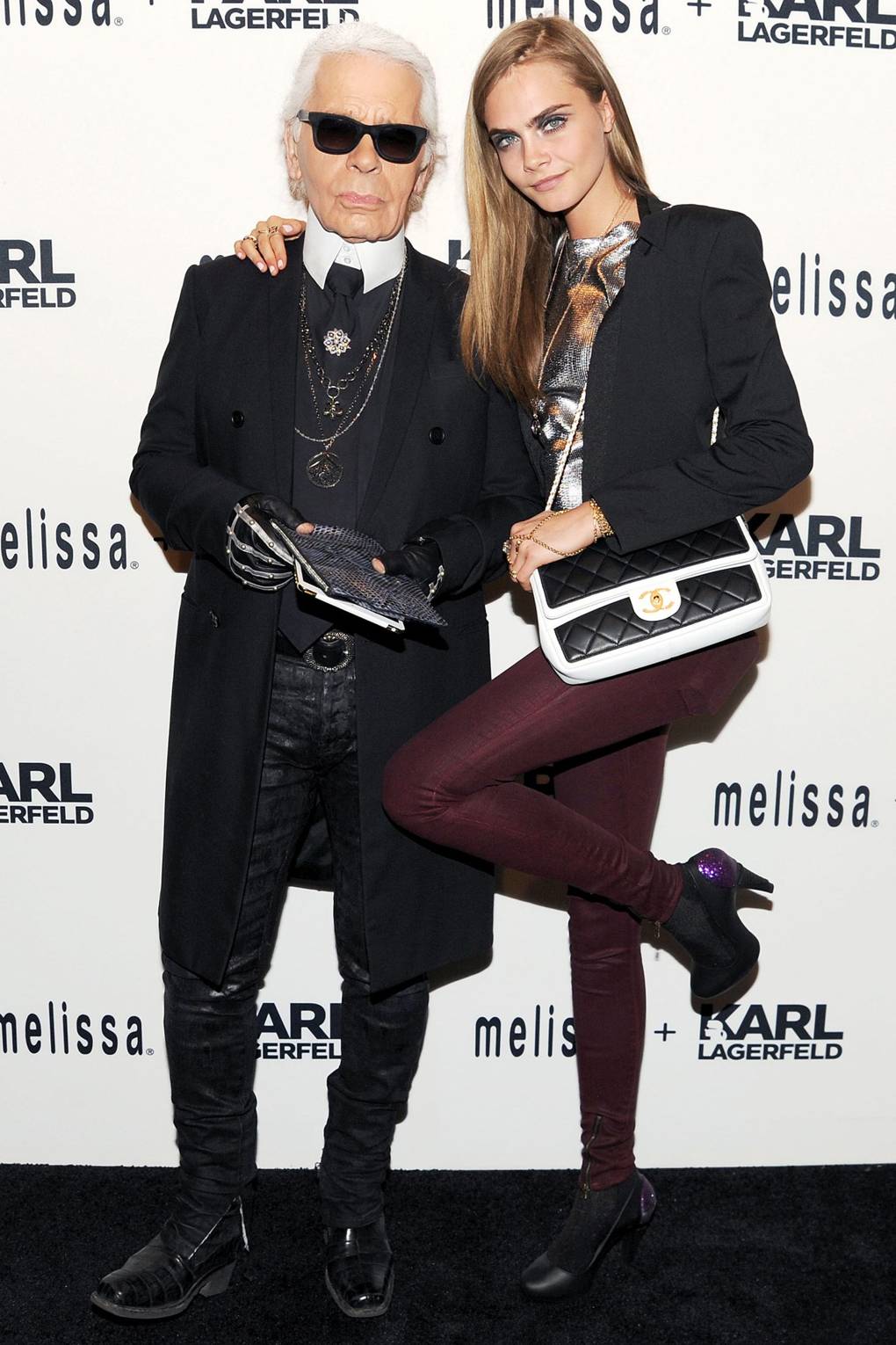 karl-lagerfeld-cara-delevingne-mar13-24sept14-rex_b